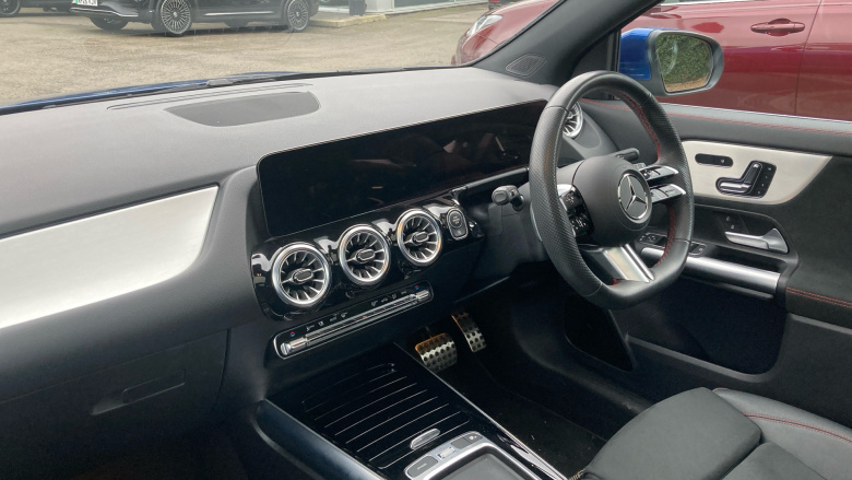 Mercedes-Benz GLA 220d 4Matic AMG Line Premium Plus 5dr Auto Diesel Hatchback